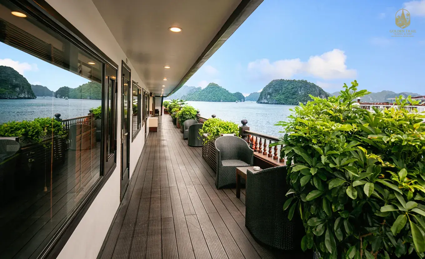 Vietnam Legendary Tour: Halong Bay, Imperial Hue & Magical Mekong 20 Days